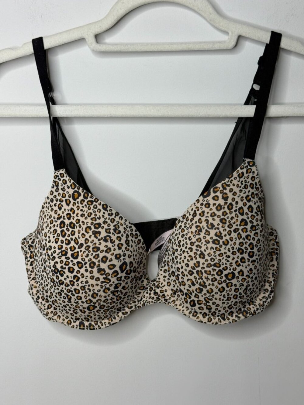 Victoria's Secret 34D Uplift Semi Demi Leopard Print Bra